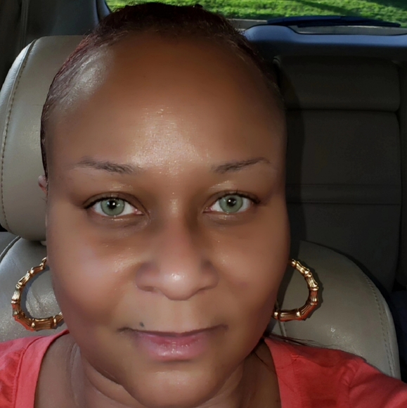 Meet your Posher, Lovelen - Picture 1 of 1